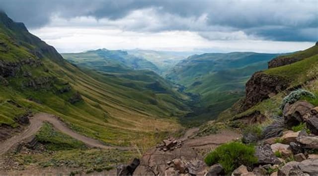 Image of drakensberg_mountains