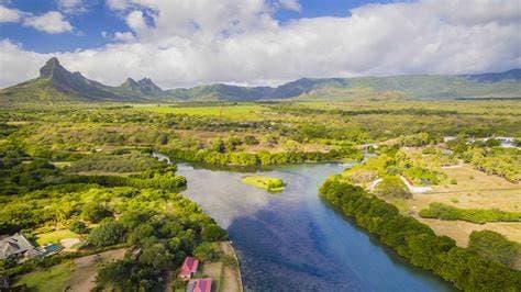 Image of black_river_gorges_national_park